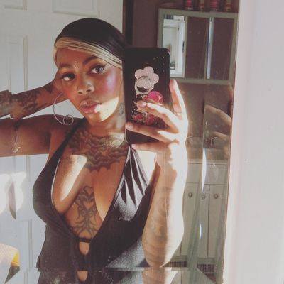 freckleddesires23 profile