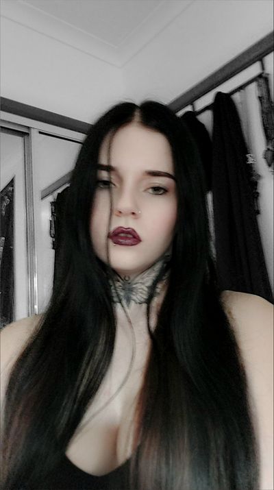 gothmoth.baby profile