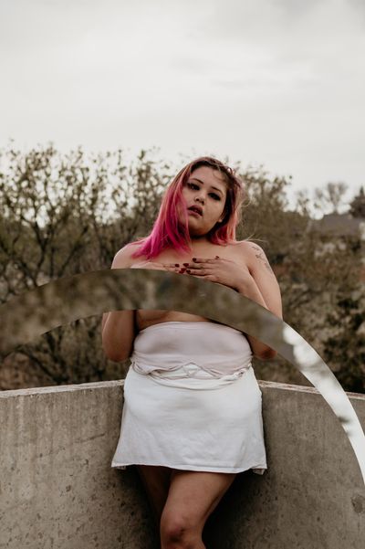 monicaadana thumbnail