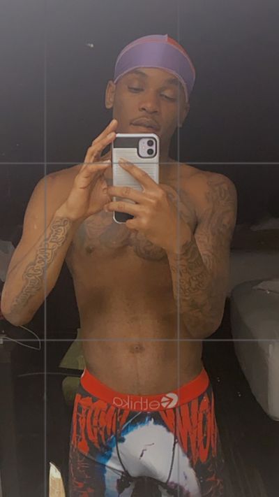 FlyAssTayy thumbnail