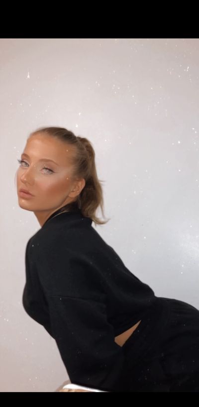 Brat Barbie 🥵👑 thumbnail