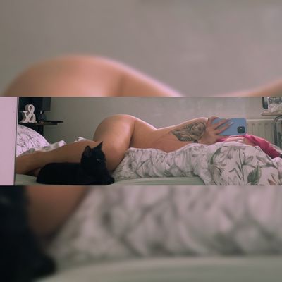 pinkhairedhoe thumbnail