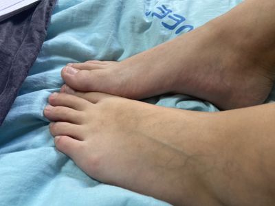 feetphoto2002 thumbnail