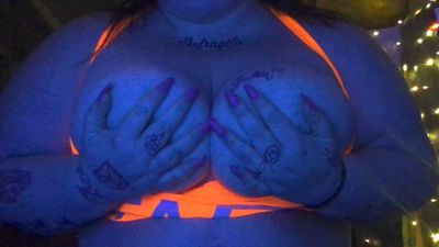 trailerparkqu33n thumbnail