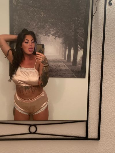 T.HornyRose🥀 profile