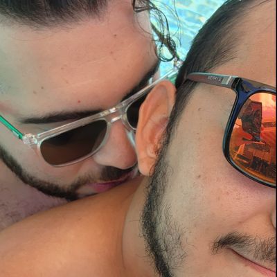 gayhusbandsxx profile