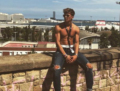 Peris.presley thumbnail