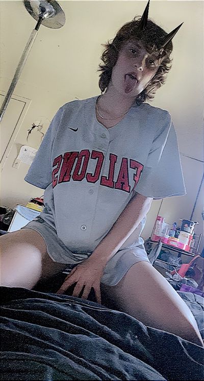 SnowBunny💦😘 profile