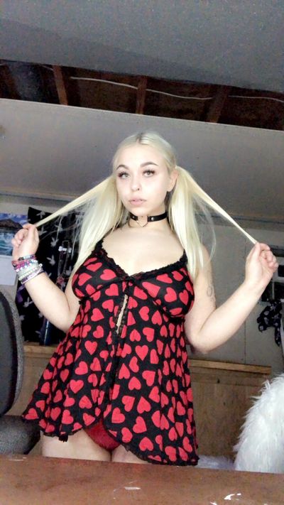 weedwitch420 profile