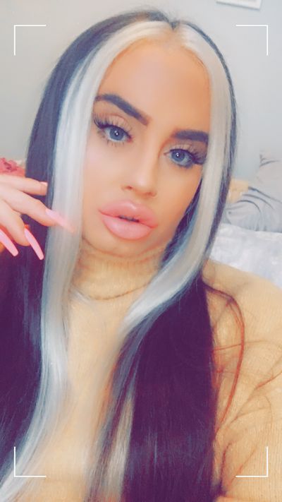 demiilouise thumbnail