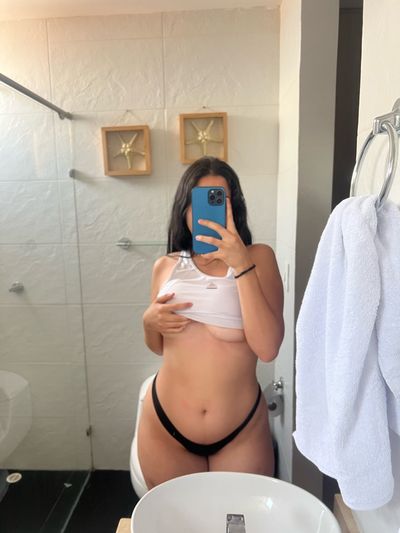 Sara castañeda thumbnail