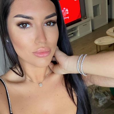 ✨ Tessa 💋 profile