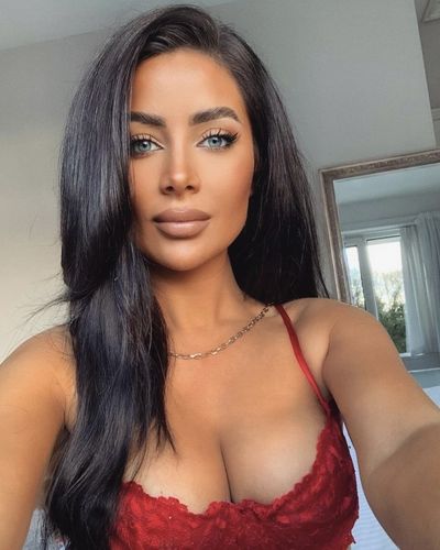 natashanaraghi thumbnail