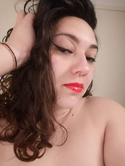 Jolie Lou Free profile