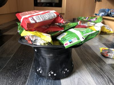 crispsnhats thumbnail