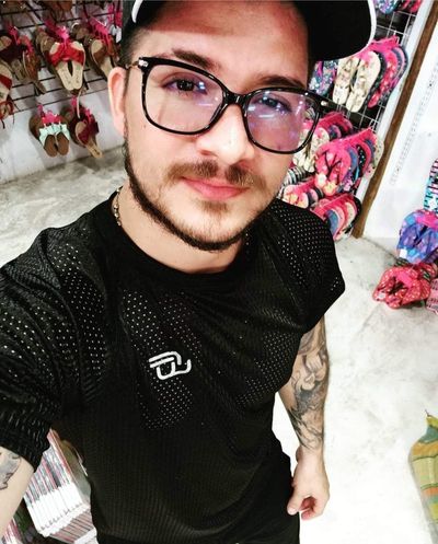 Ricardo Hoyos thumbnail