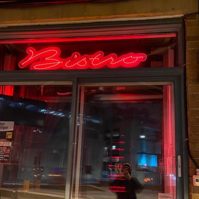 tom43049339 thumbnail