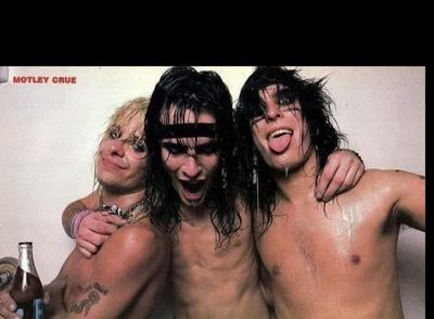 sexy.stoned.spooky thumbnail