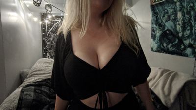 moon_b00ti profile