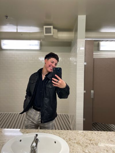 dirtyboyprettyboyj profile