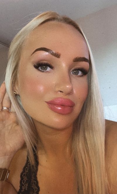 charlottebelvedere profile