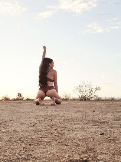 Dot's Exclusive profile