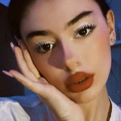 lovely_yanka profile