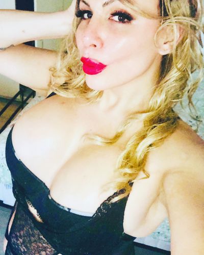 TS Juicy Lawless profile