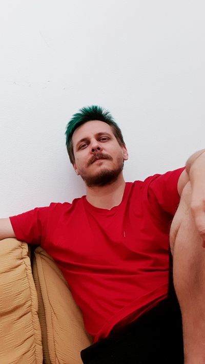 Gui Schneider profile