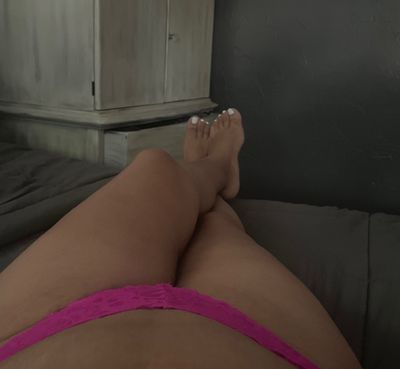 Sensual Toes, Thighs &amp; More thumbnail