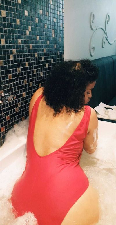 yumi-with-the-booty thumbnail