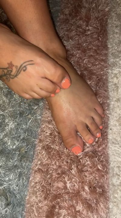 flirtyfeetforya profile