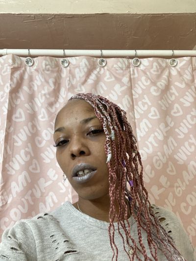 queenpinky thumbnail