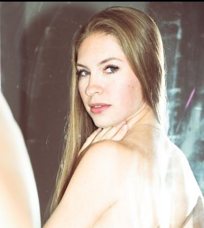 laurashortforlaura profile