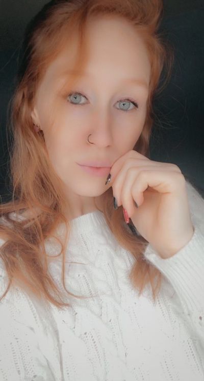 littleredssecret profile