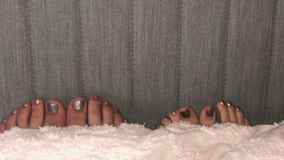 christine7.5toetallybffs thumbnail