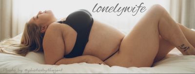 lonelywife82 thumbnail