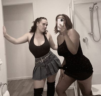 best.busty.babes profile