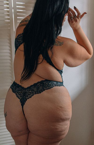 mademoisellebangbang thumbnail