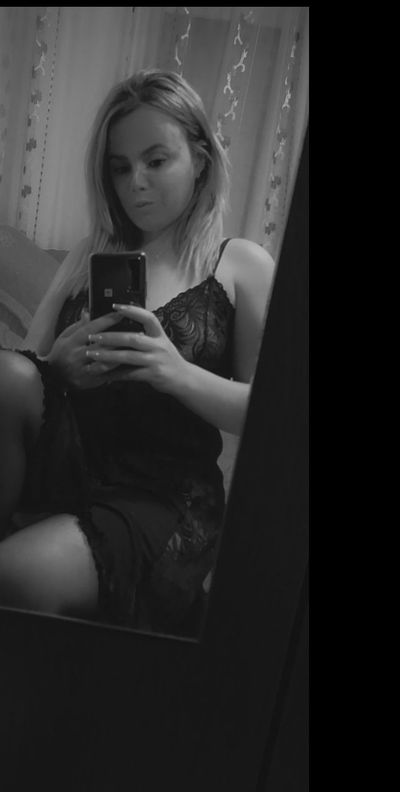 stephanie2831 thumbnail