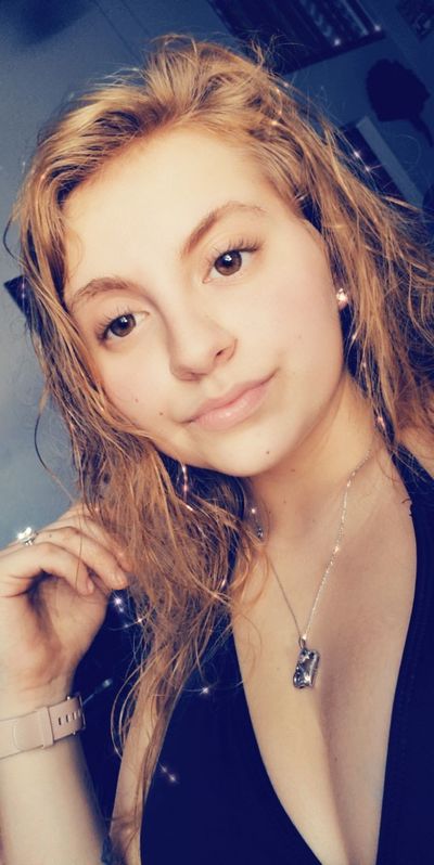 loraliemarie profile