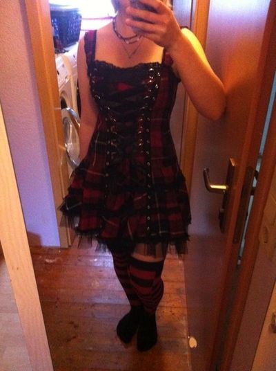 Golden-Darkness profile