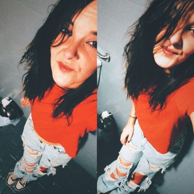 Nicollette Elaine thumbnail