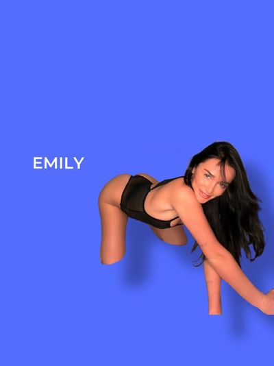 emilykernsx thumbnail
