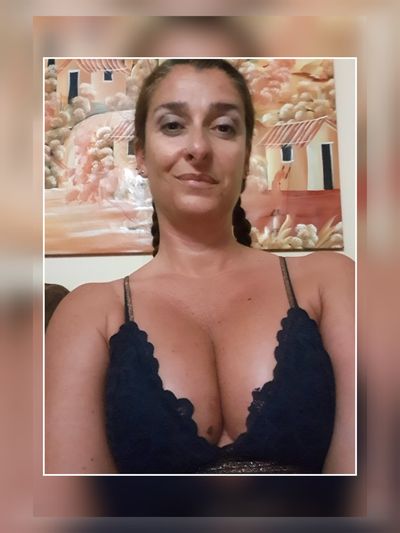 labrujadelcuento profile