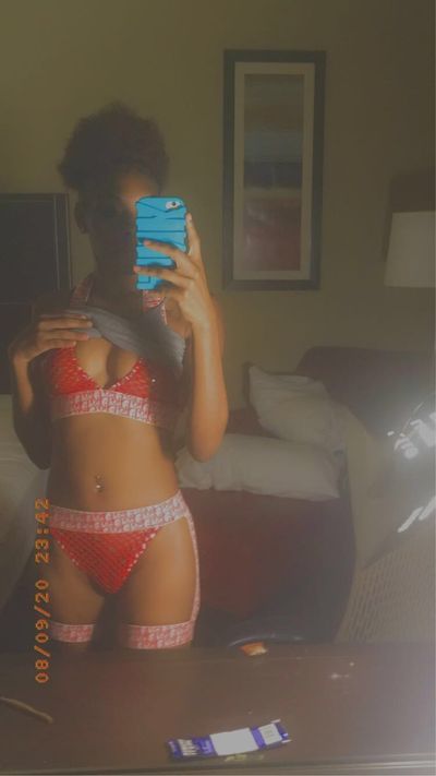 honeyyiana thumbnail