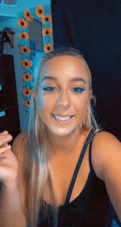 thisisbethanie profile