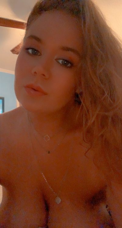 courtney.elizabeth profile