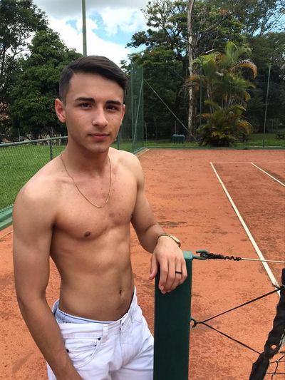 vevesantiago profile