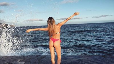 Emília 💋 thumbnail